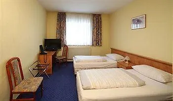 Hotel Albatros Airport